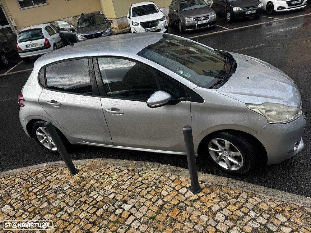 Peugeot 208 1.4 HDi - 3