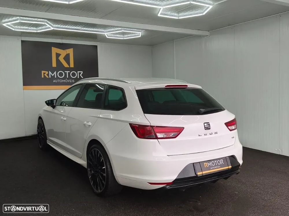 SEAT Leon ST 2.0 TDI S&S CONNECT - 7