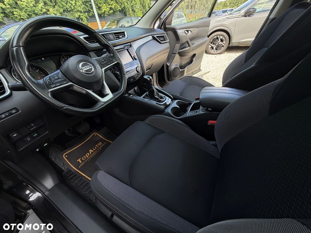 Nissan Qashqai 1.3 DIG-T DCT N-CONNECTA - 18