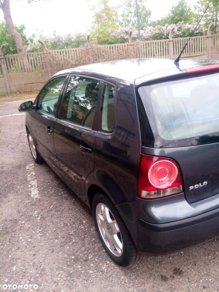 Volkswagen Polo 1.4 16V Comfortline - 3