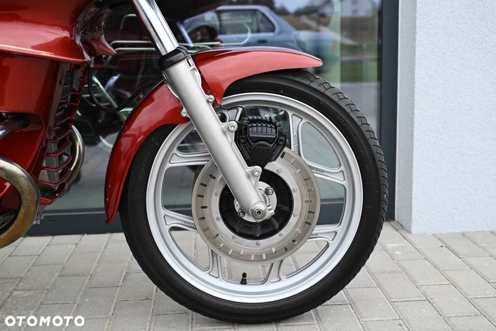 BMW R - 33
