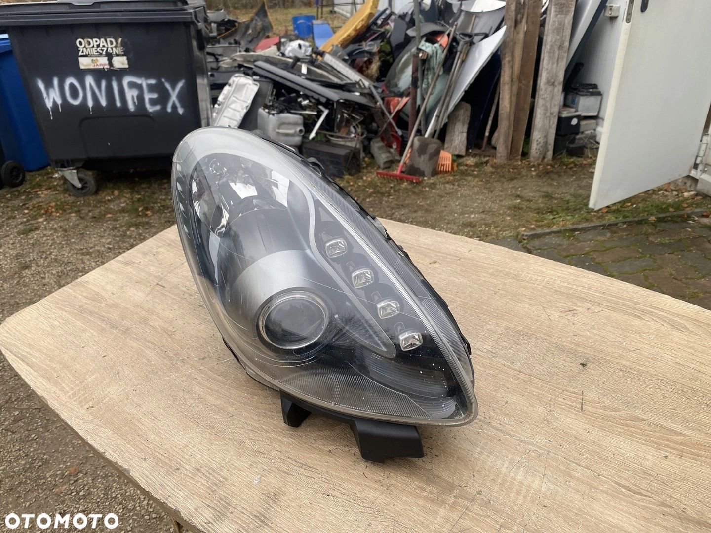 LAMPA PRZEDNIA PRAWA ALFA ROMEO GIULIETTA XENON 47922748 - 1