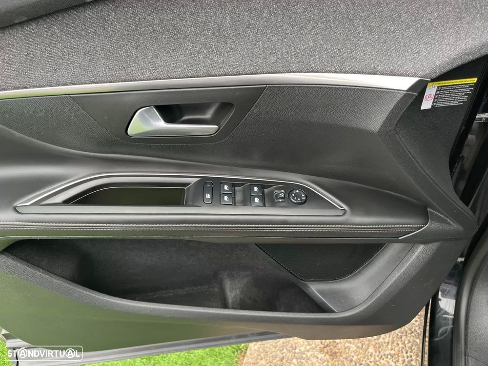 Peugeot 5008 1.2 PureTech GT Line - 18