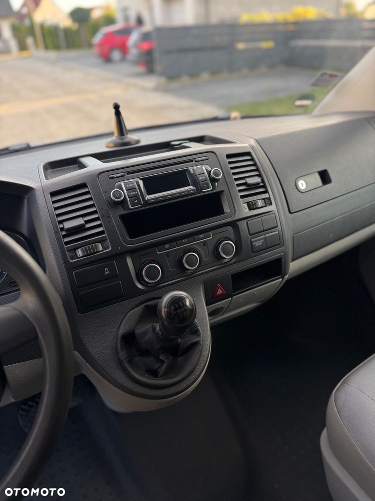 Volkswagen Transporter - 18