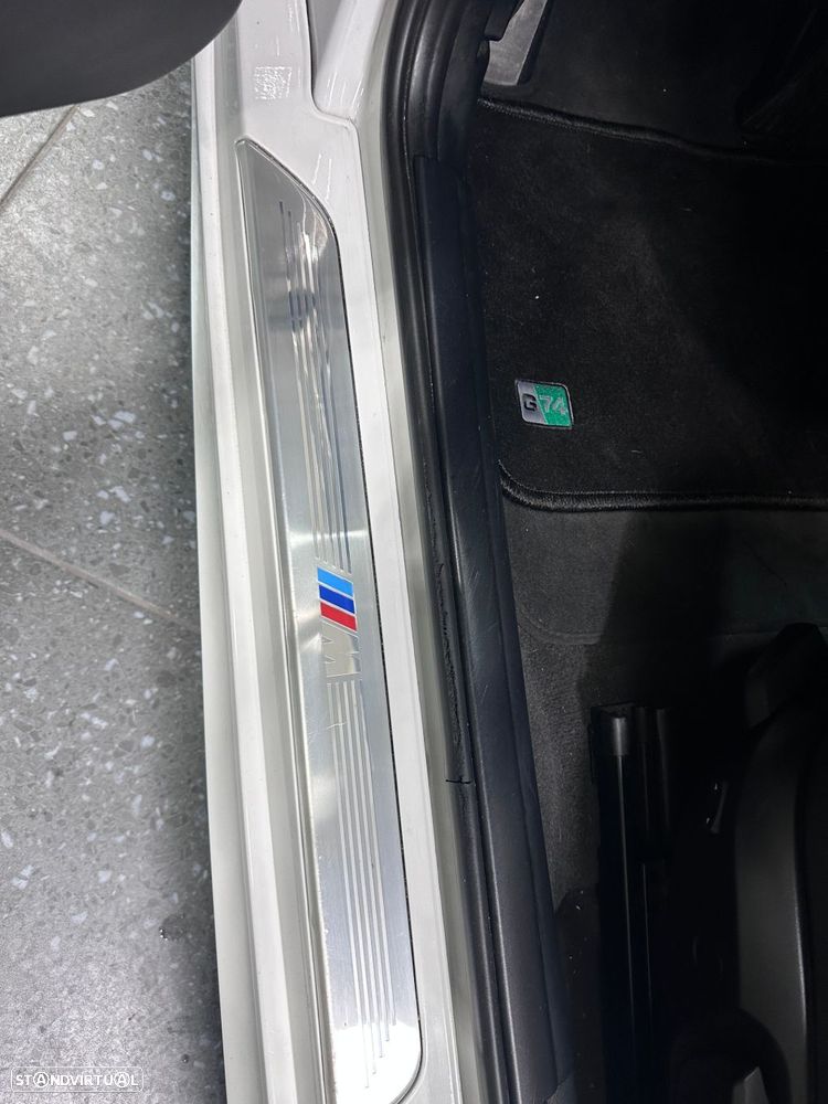 BMW 118 d Pack M - 9