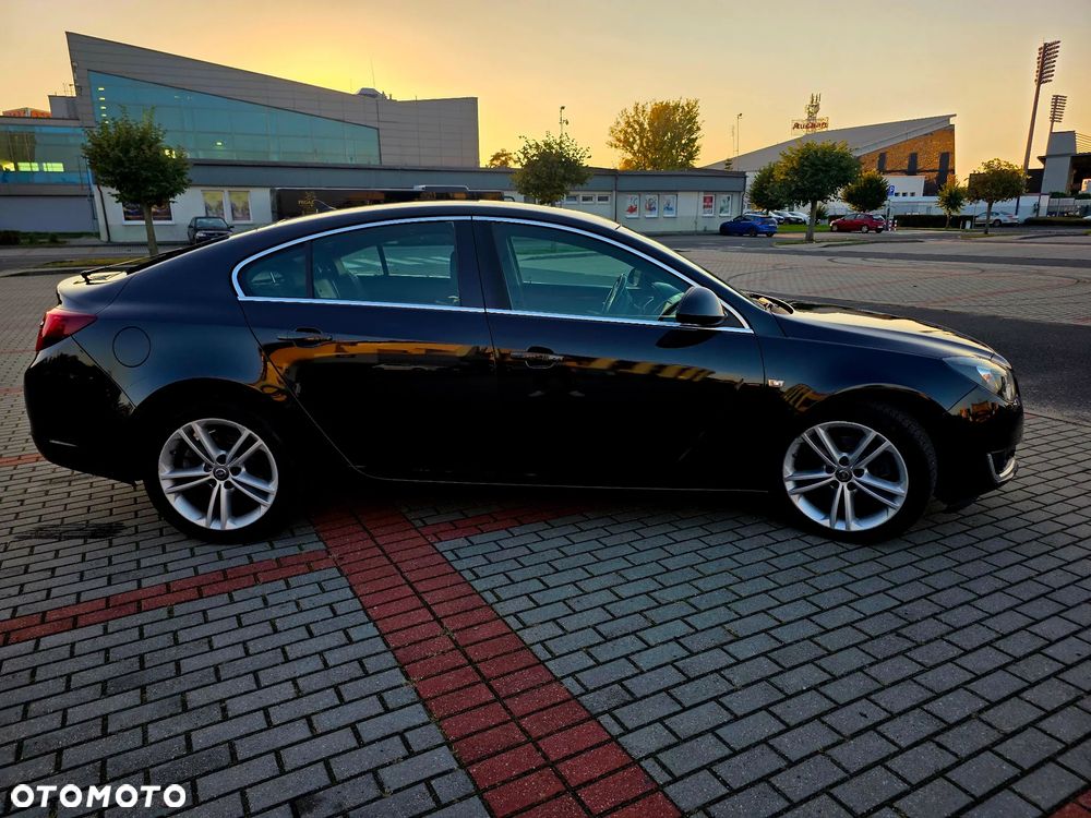 Opel Insignia 2.0 CDTI Cosmo - 9