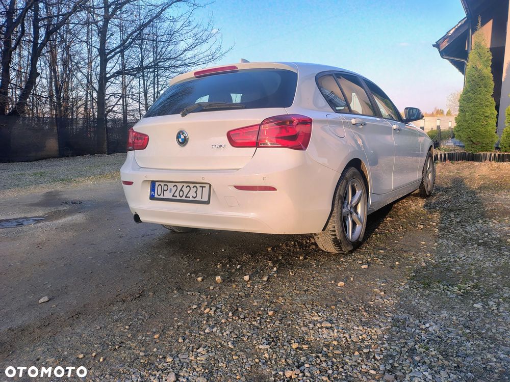 BMW Seria 1 118i - 3
