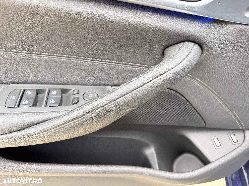 BMW Seria 5 530e AT PHEV - 34