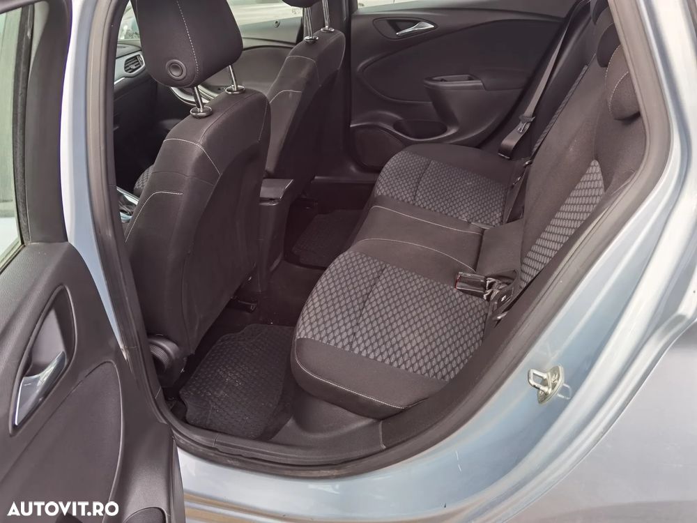 Opel Astra 1.6 CDTI ECOTEC Innovation Aut. - 9