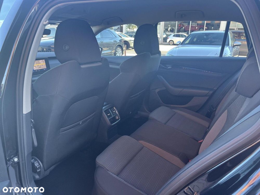 Skoda Octavia 2.0 TDI Ambition DSG - 34