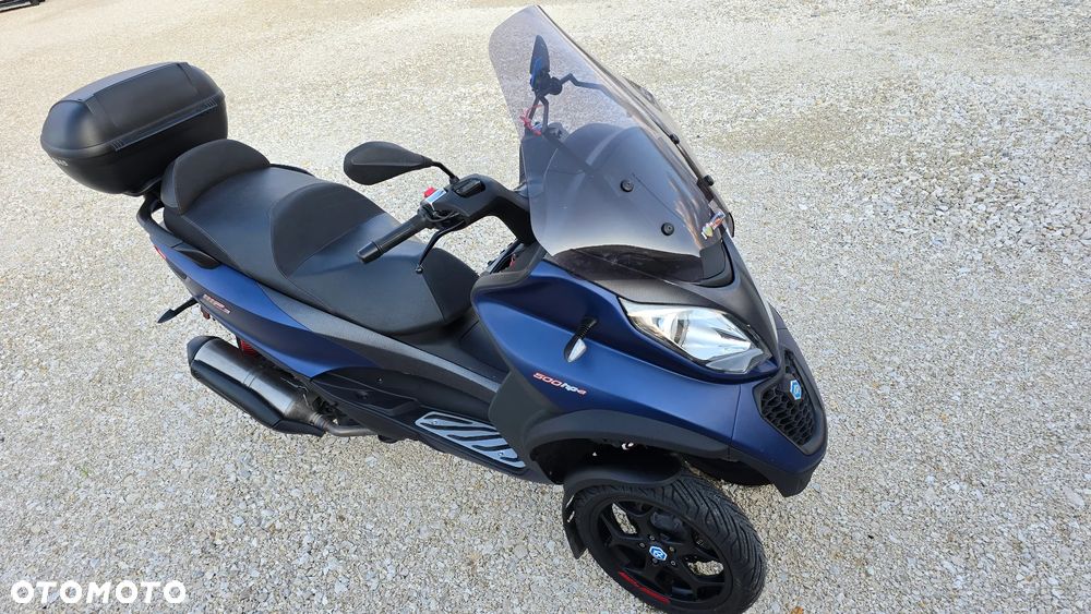 Piaggio MP-3 - 4