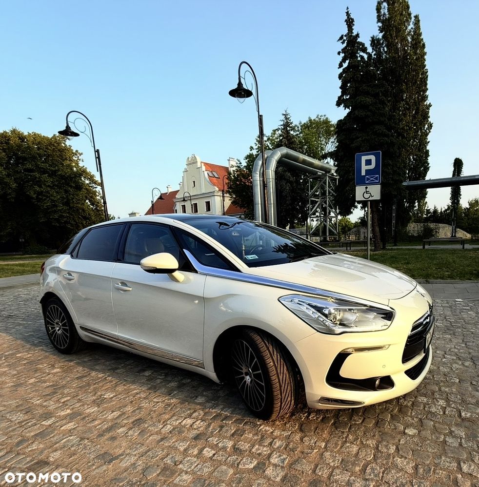 Citroën DS5 HDi 165 SportChic - 6