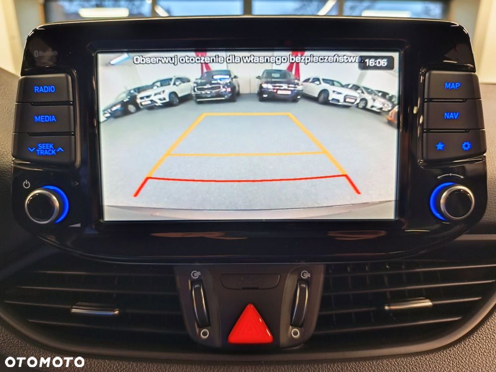 Hyundai i30 1.4 T-GDI Intro Edition - 14