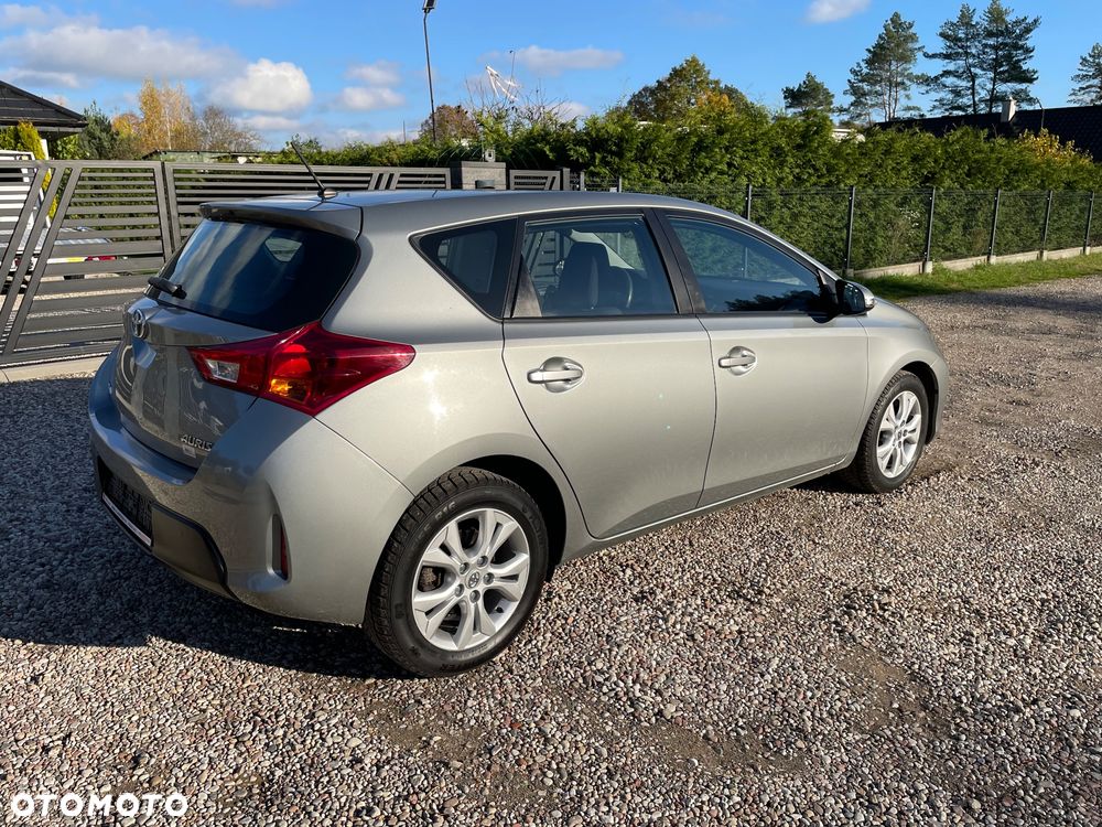 Toyota Auris - 3