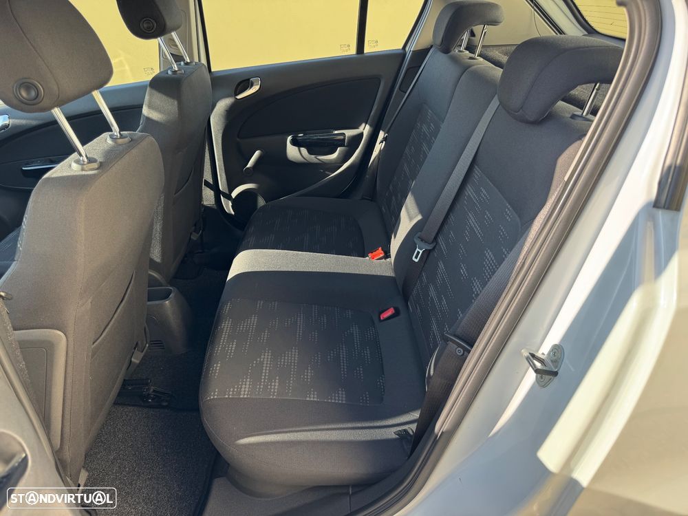 Opel Corsa 1.2 Cosmo - 39