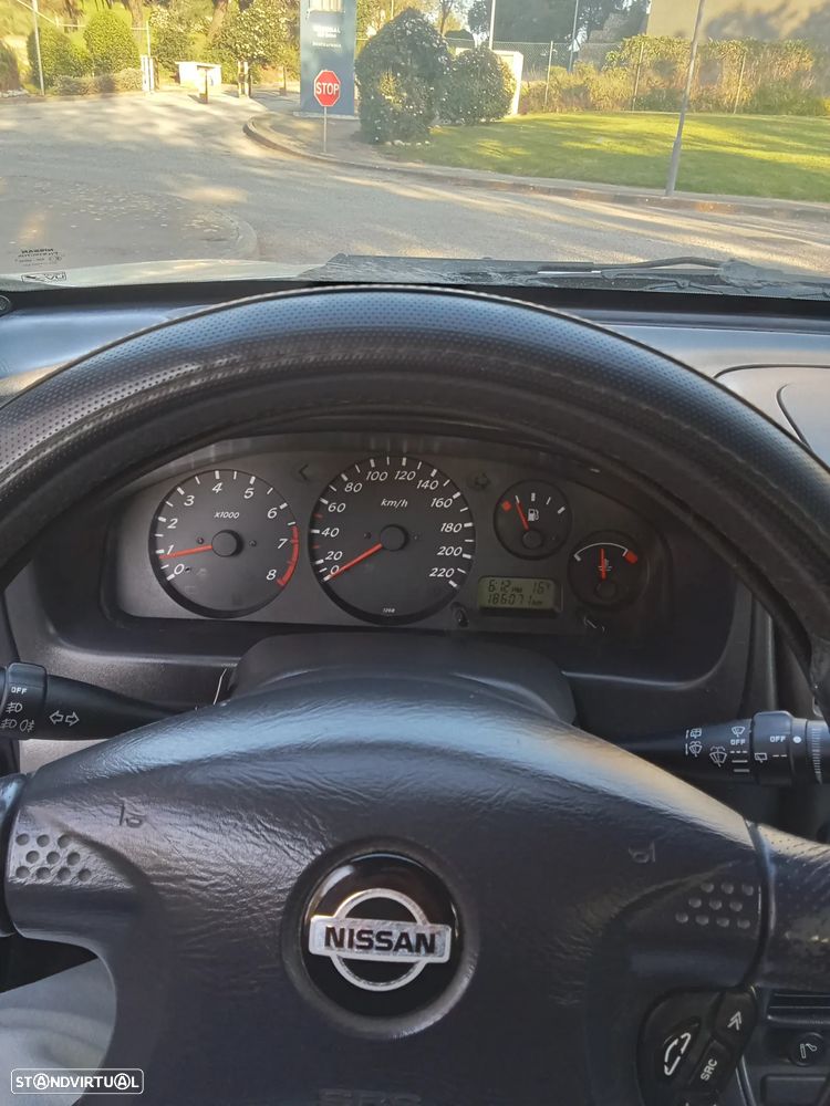 Nissan Almera 1.5 Luxury - 8