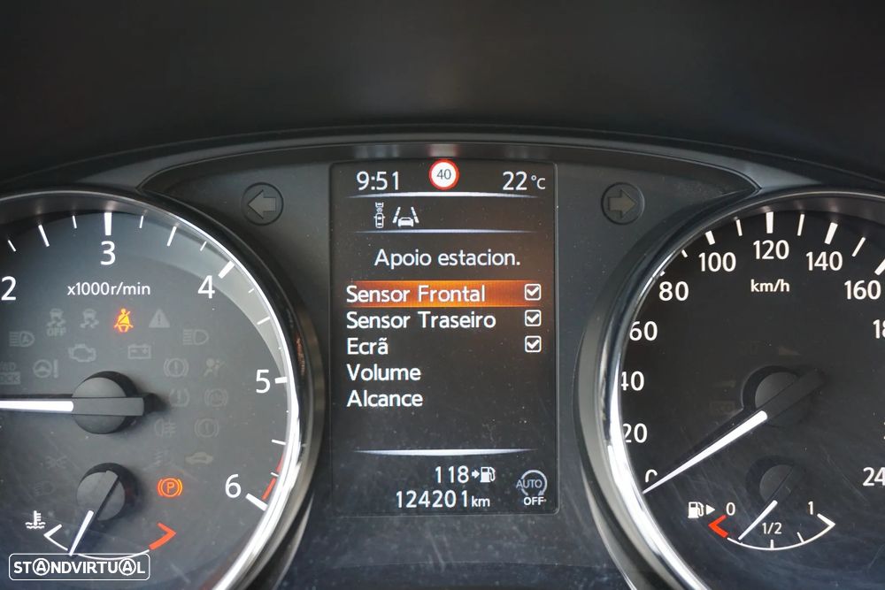 Nissan Qashqai 1.5 dCi N-Connecta 18 - 42