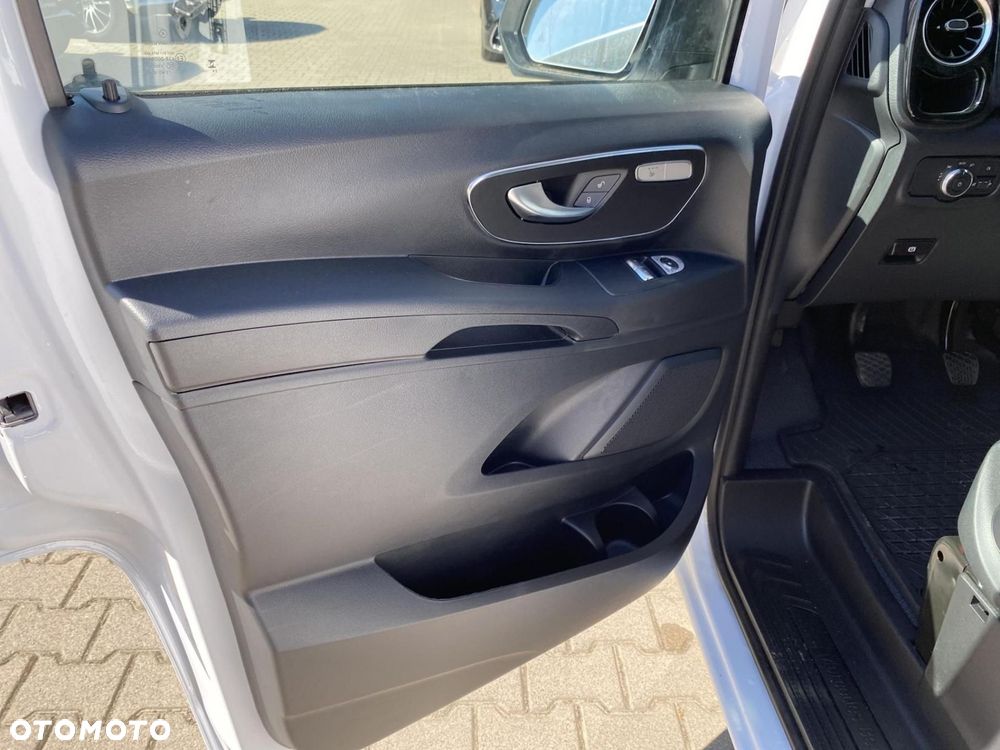 Mercedes-Benz Vito - 11