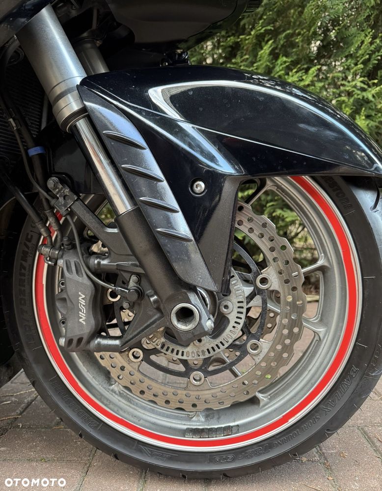 Kawasaki GTR - 5