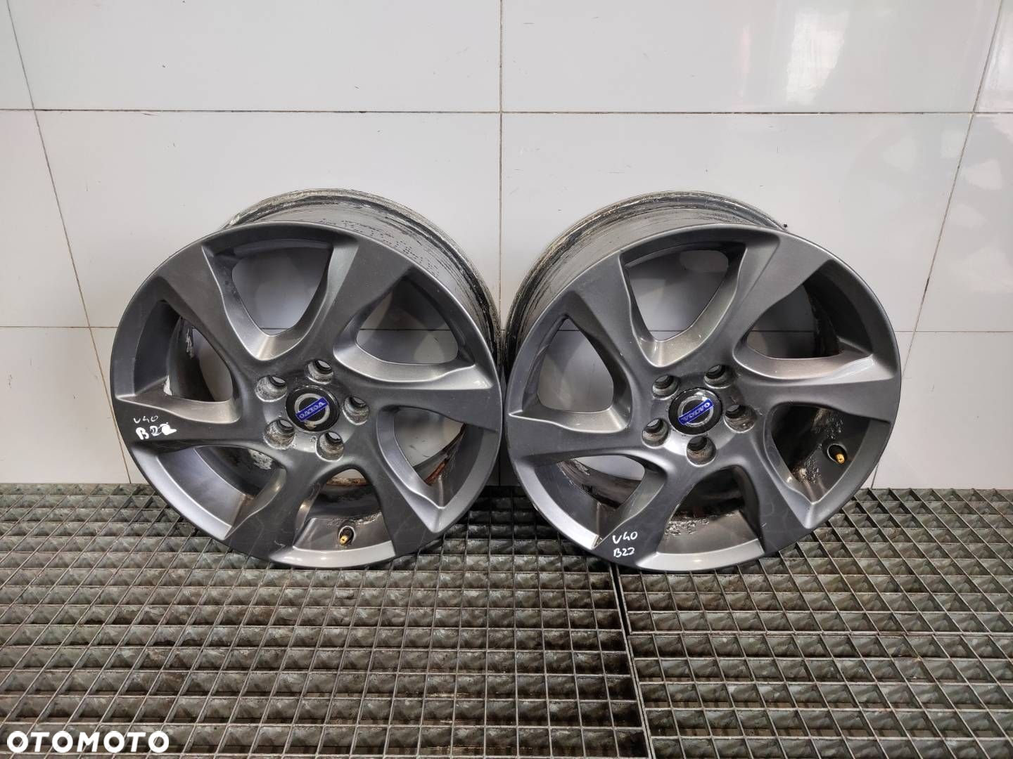 ALUFELGI FELGI KOŁA 5X108 R17 VOLVO V60 S60 V40 II 31400828 - 2