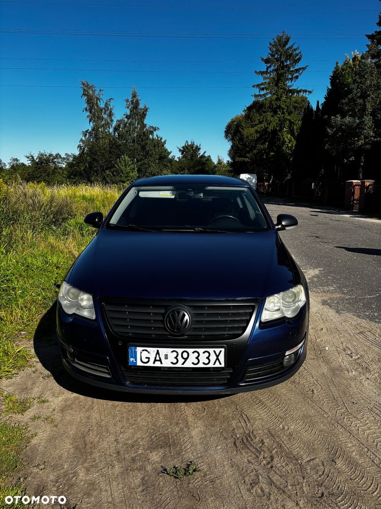 Volkswagen Passat 2.0 TDI Comfortline - 4