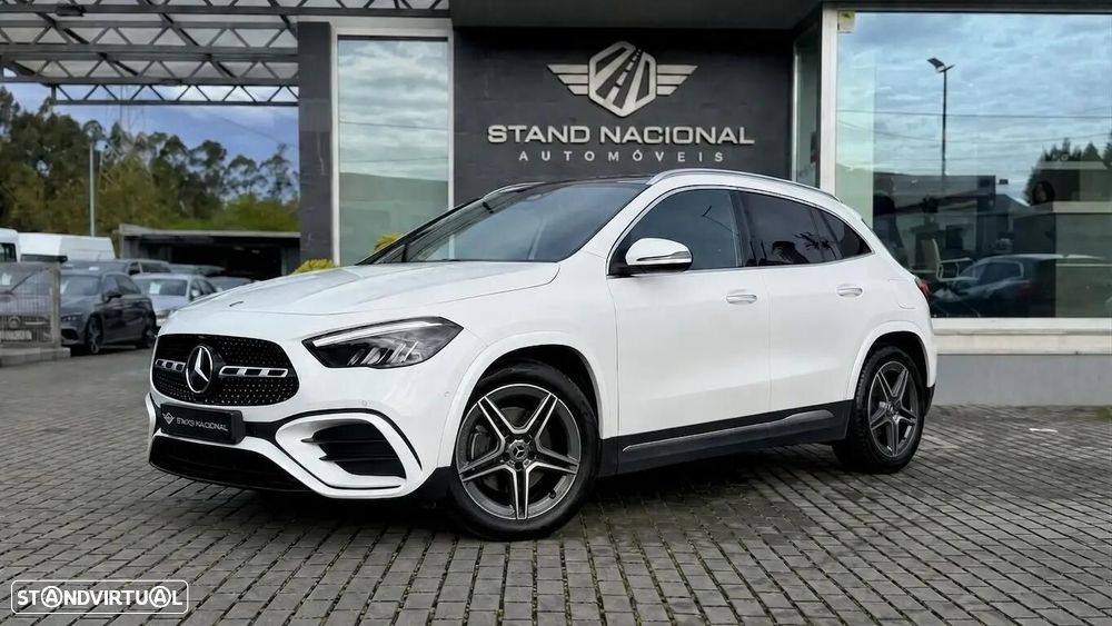 Mercedes-Benz GLA 180 d AMG Line - 2