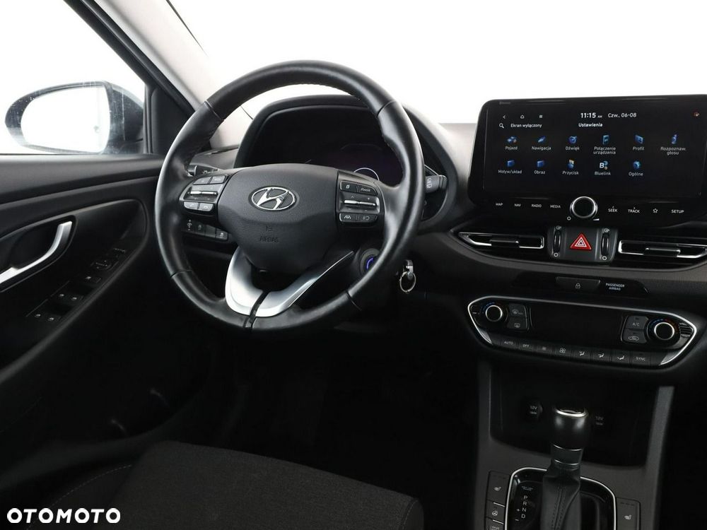 Hyundai i30 1.6 CRDI DCT Intro - 17