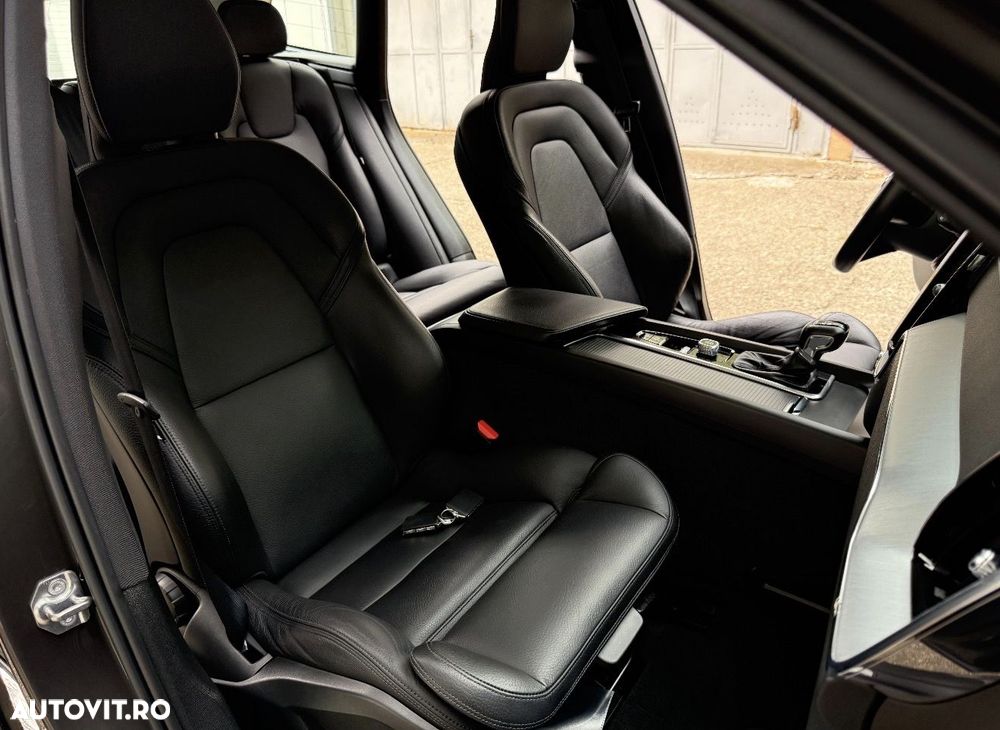 Volvo XC 60 D4 Geartronic Summum - 31