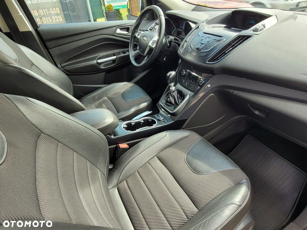 Ford Kuga - 13