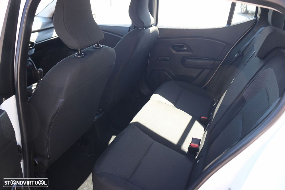 Dacia Sandero 1.0 SCe Essential - 33