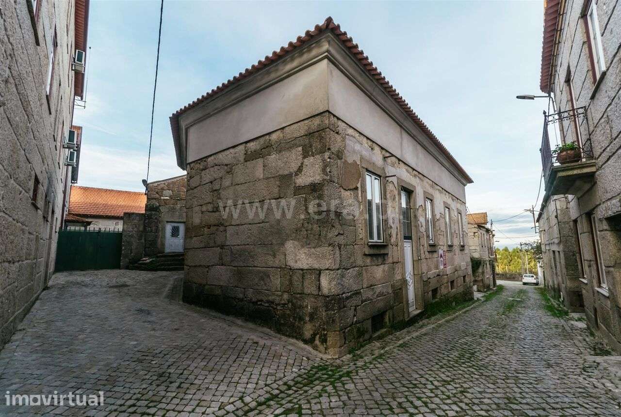 Moradia / Gouveia, Rio Torto e Lagarinhos - Grande imagem: 4/16