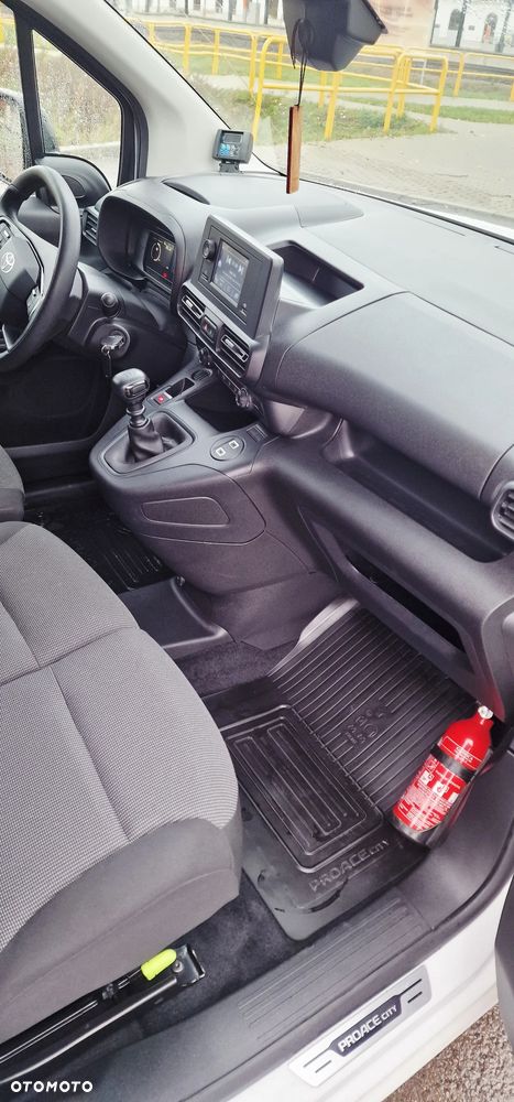 Toyota ProAce Kombi 1.5 D-4D Compact 2,6t - 13