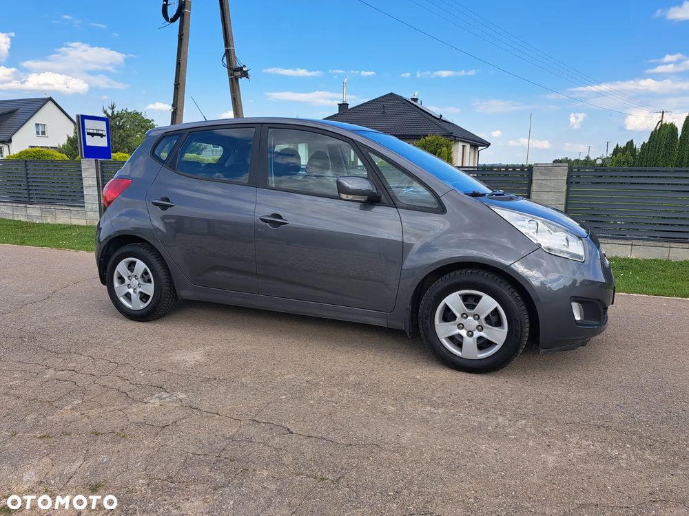 Kia Venga 1.6 CRDi 128 Business Line - 8