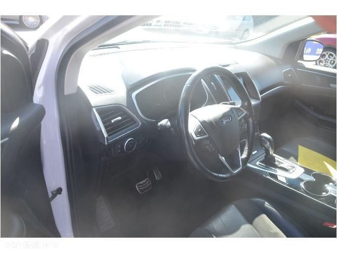 Ford Edge - 16