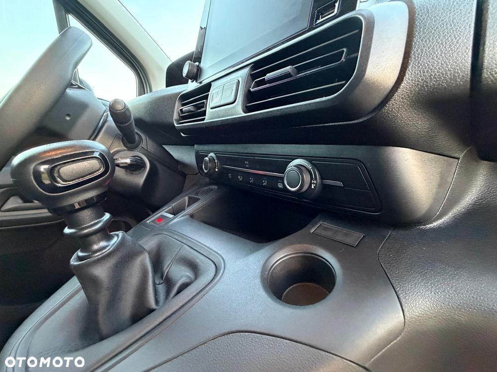 Peugeot Partner - 12