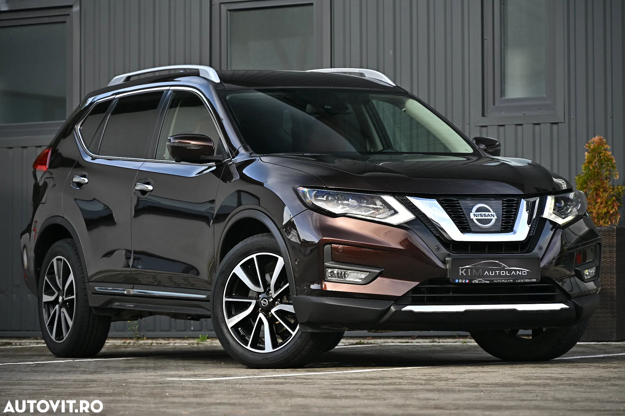 Nissan X-Trail 2.0 dCi ALL-MODE 4x4i Xtronic Tekna - 2