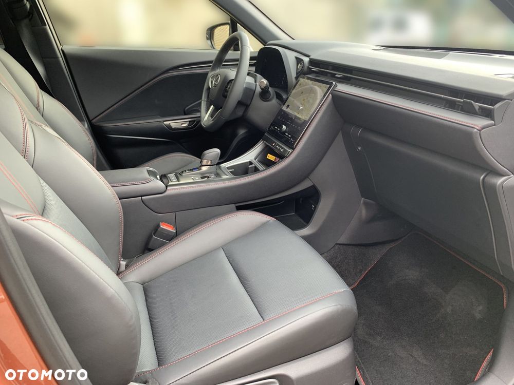 Lexus LBX 1.5 Hybrid Emotion - 20