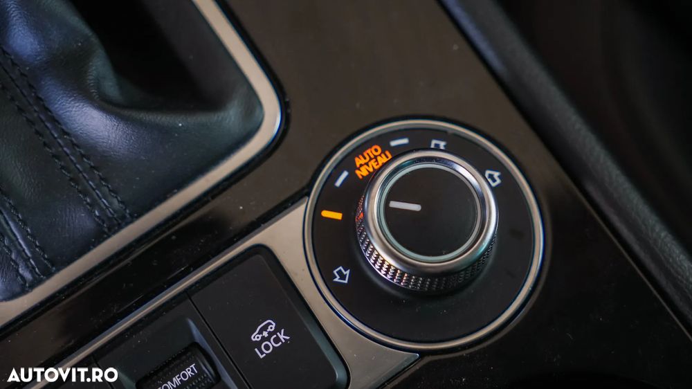 Volkswagen Touareg 3.0 V6 TDI SCR Blue Motion DPF Automatik - 16