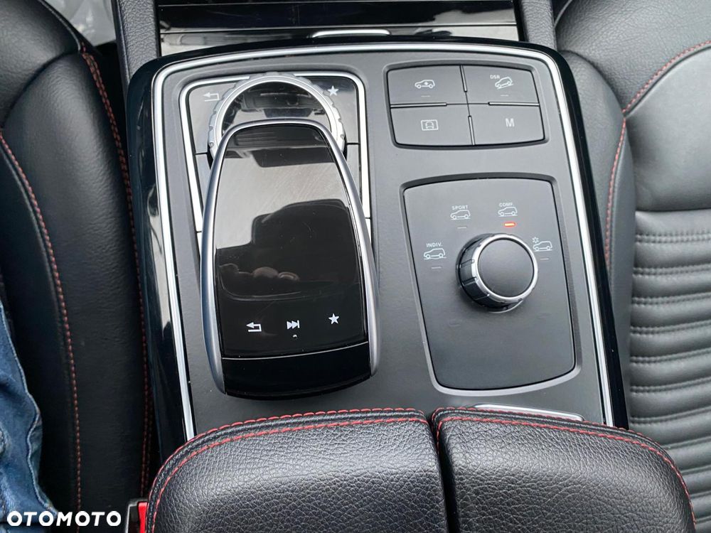 Mercedes-Benz GLE - 20
