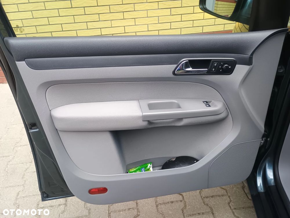 Volkswagen Caddy 1.9 DPF Life Family (5-Si.) - 24