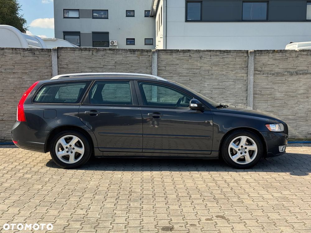 Volvo V50 1.6D DRIVe Momentum - 4