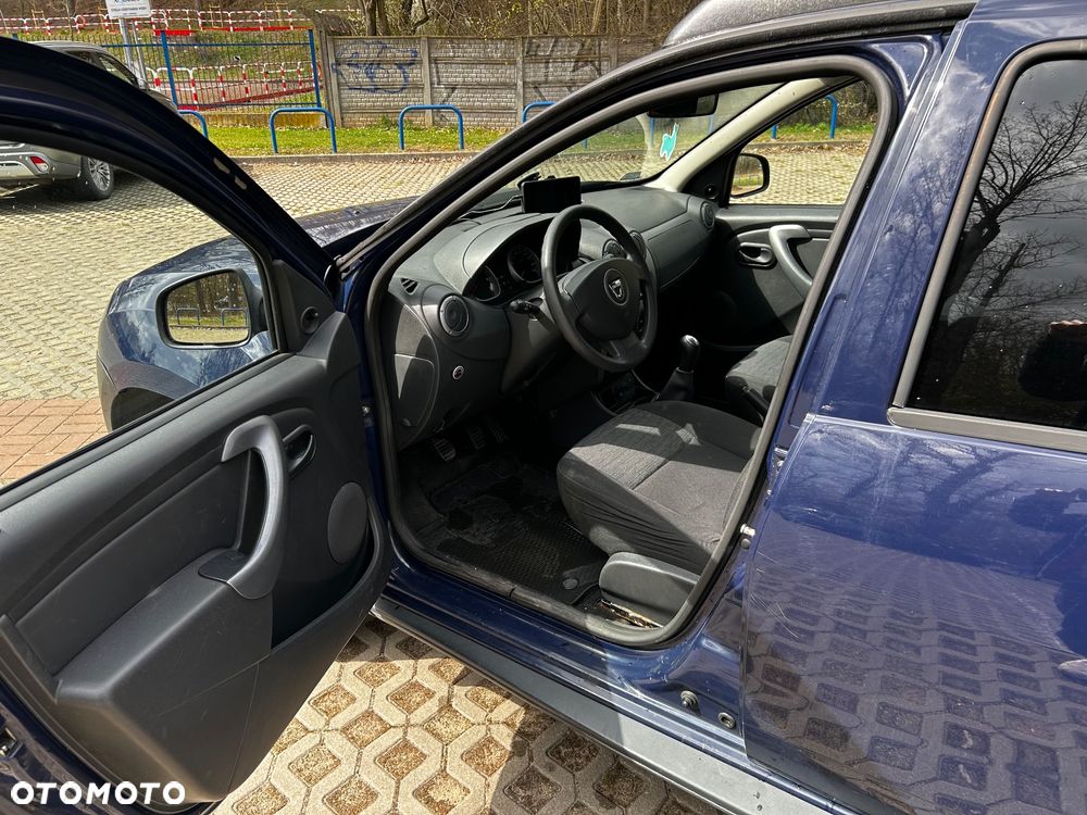 Dacia Duster 1.6 - 8