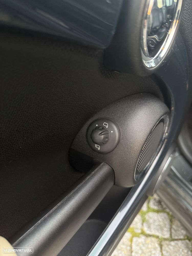 MINI 3 Portas Cooper SD - 31