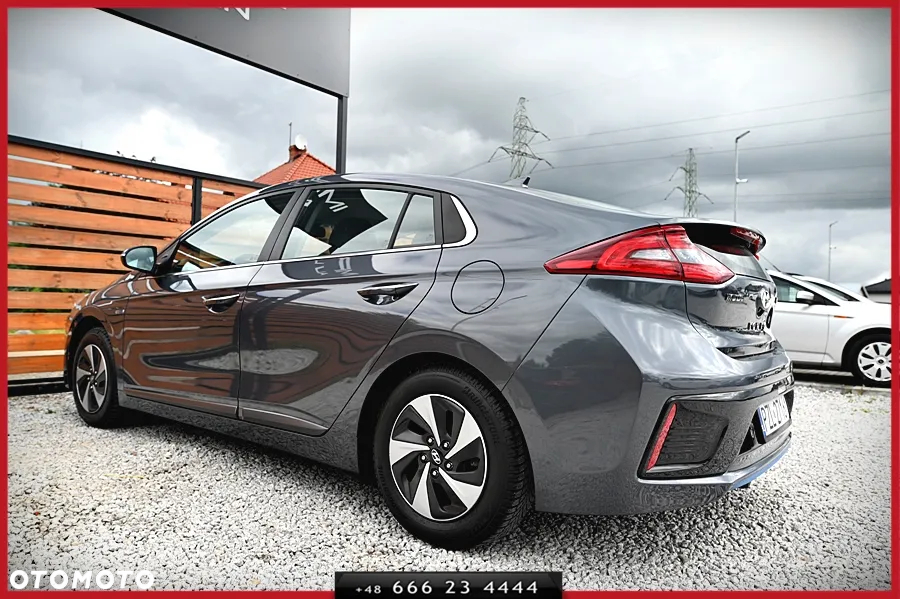 Hyundai IONIQ Hybrid 1.6 GDI Premium - 9