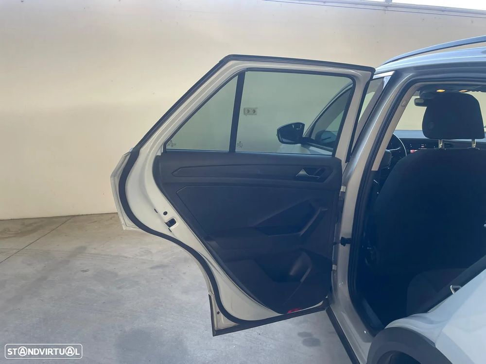 VW T-Roc 1.0 TSI OPF Style - 29