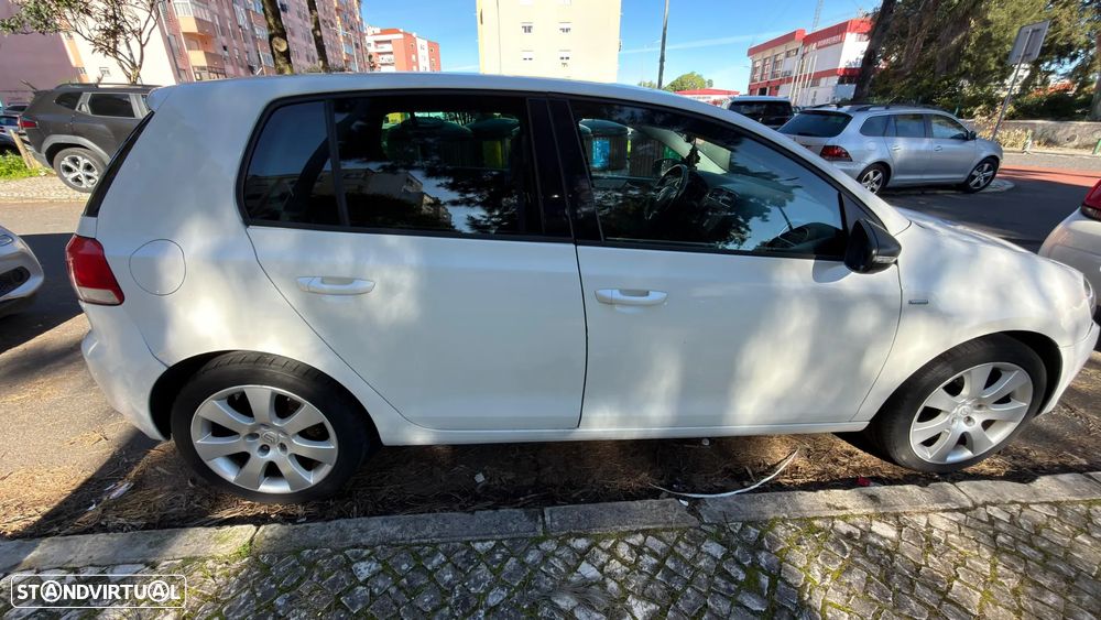 VW Golf 1.6 TDi DPF BlueMotion MATCH - 10