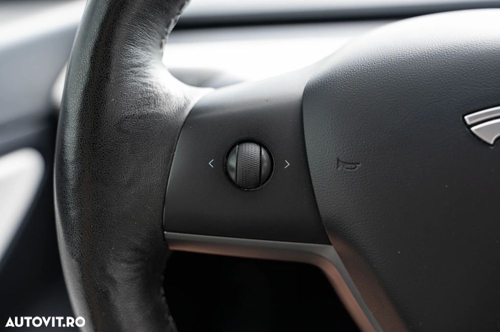Tesla Model 3 Langstreckenbatterie Allradantrieb Dual Motor - 19