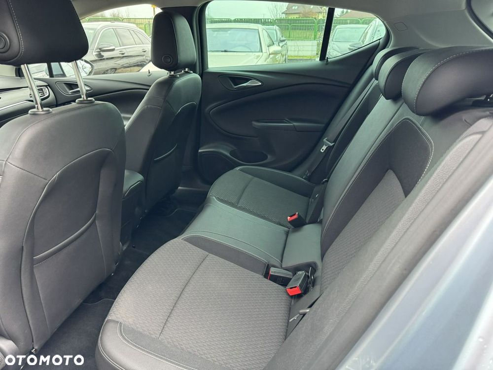 Opel Astra - 18