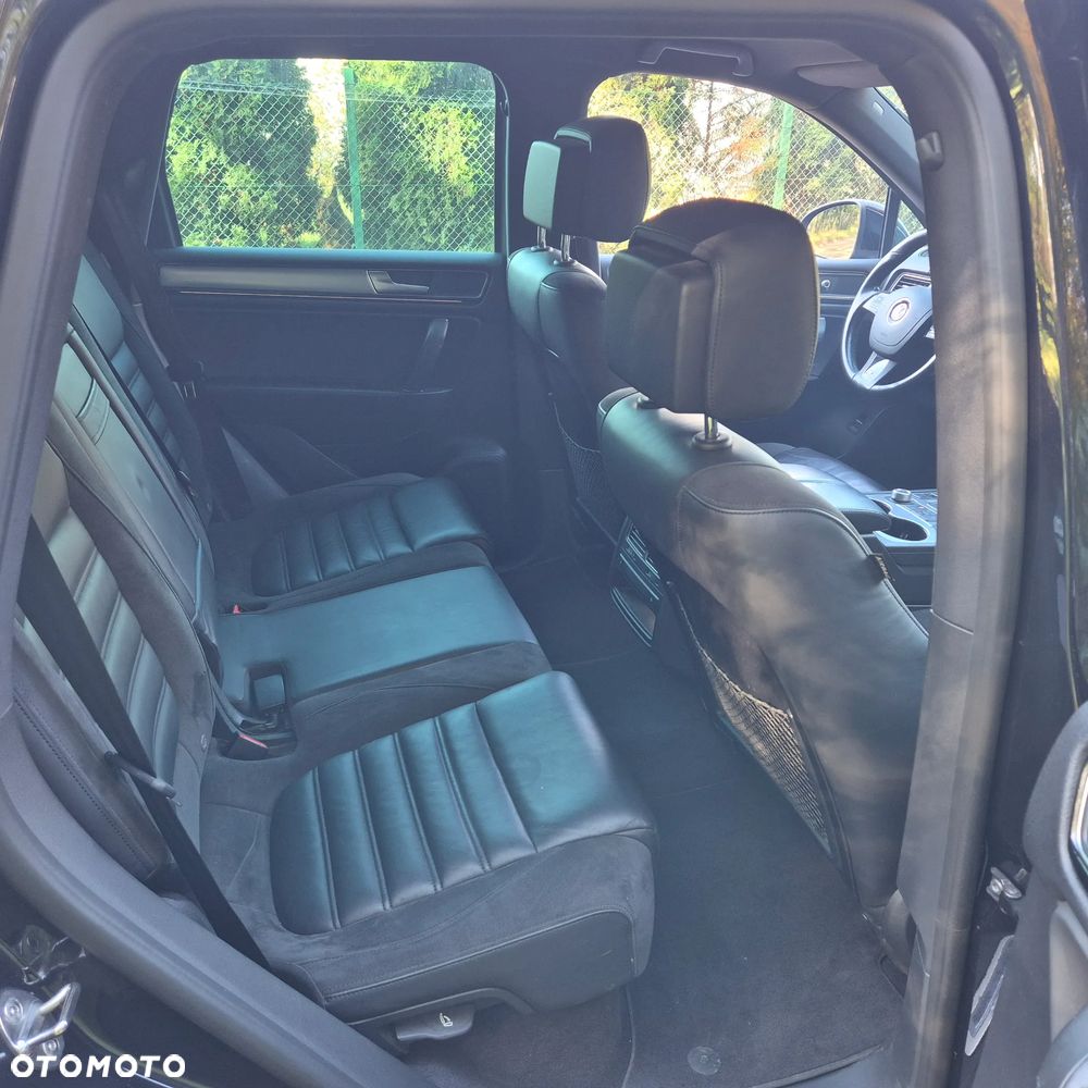 Volkswagen Touareg 3.0 V6 TDI SCR Blue Motion DPF Automatik Exclusive - 17