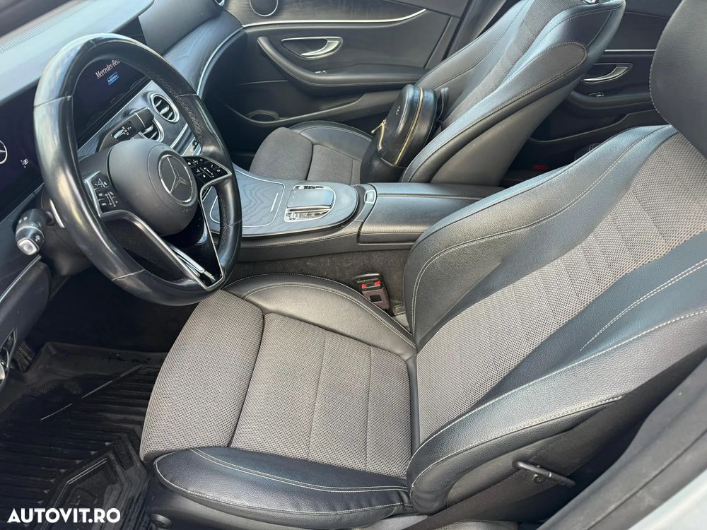 Mercedes-Benz E 220 d 4Matic 9G-TRONIC Exclusive - 7
